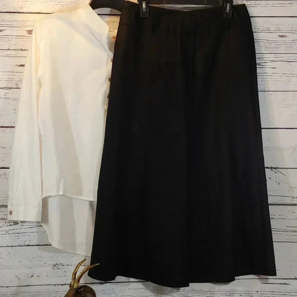 Women's Linen Skirt - Picture 4 of 8